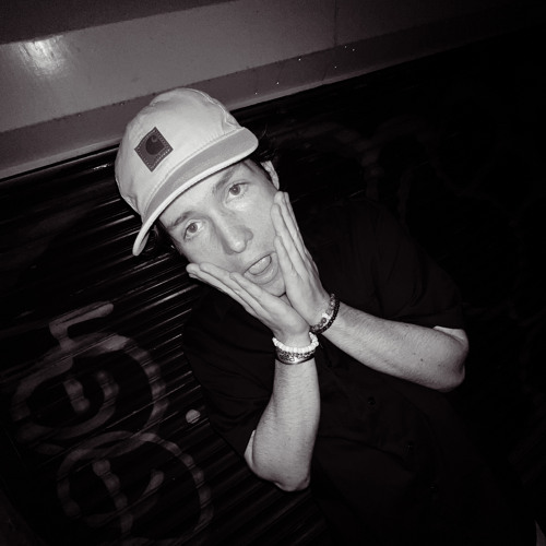 Stream 𝐋𝐘𝐍𝐙𝐙 music | Listen to songs, albums, playlists for free on ...