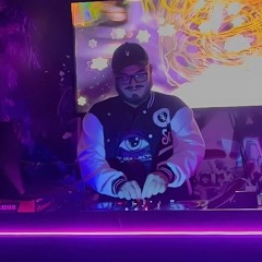 UBEZL3B_dj