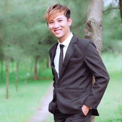 Tuyền Tiền Lẻ's