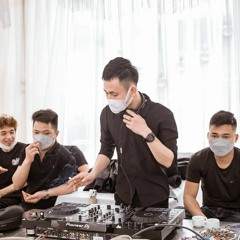 Hùng Còi Music 1