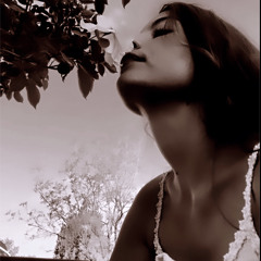 Emma Katarina Manobianco