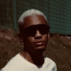 O NOVINHA DO PALACIO TU SENTA E DEIXA ENTRAR X HJ EU QUERO PERERECA ((DJ MT DO PALACIO))