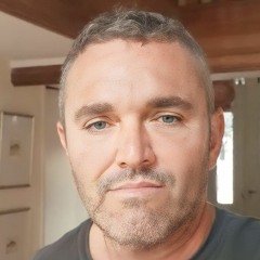 La Pomeña Claudio Bricchetto Piano Works