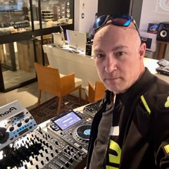 DJ  A- force