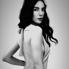 LARISSA SAENGER