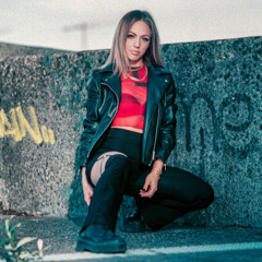 ℭ 𝔥 𝔞 𝔬 𝔰