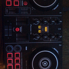 DJ Thigh