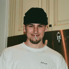 ⚰