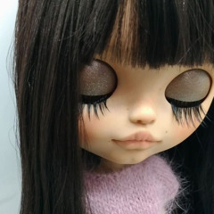 dahlia 🐚