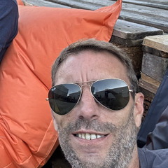 Nicolas B