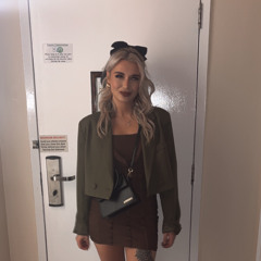 Courtney Bell 13