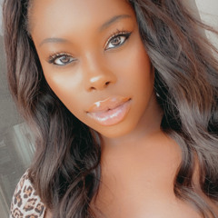 Yewande Akanbi