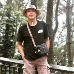 Vicky Dwi Agess