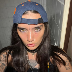 charlie🏴‍☠️