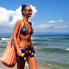 Lena Play