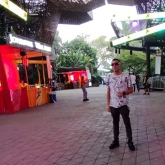 Julian Arango C