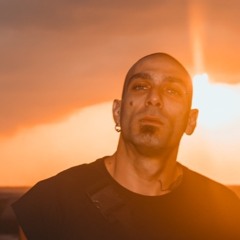 Hux حُسَّامْ