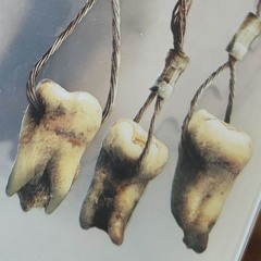 itwas2009andIwasatahouseparty