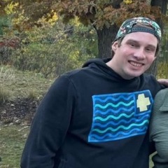 (tommychongproductions)