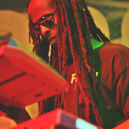 Dancing Riddim-Ras Michael Rapheal 20230321.m4a