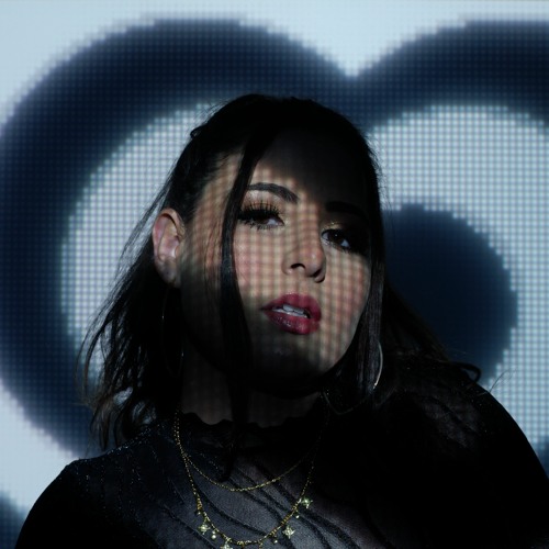 Isabela Vicenzi’s avatar
