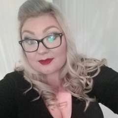 Louise Falconer 🍸🍹