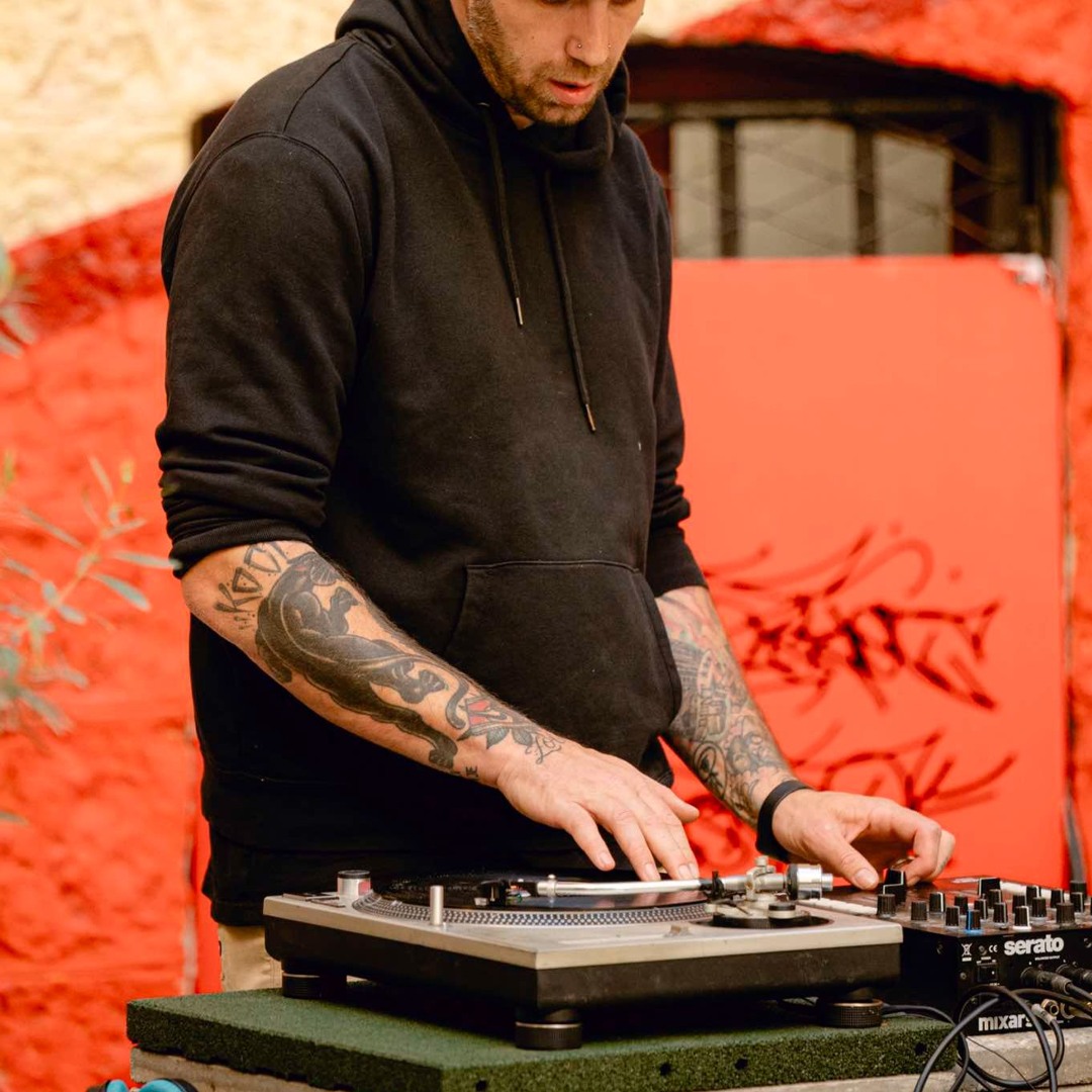 Stream 207 music | Listen to songs, albums, playlists for free on