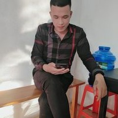 Hiển Ca