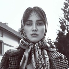 Александра Серова