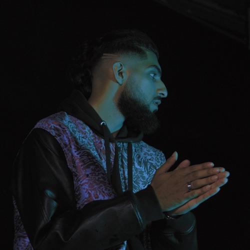 Arma performing live