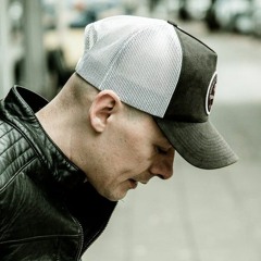 DexterSmith