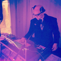 DJ Junior Cedeño
