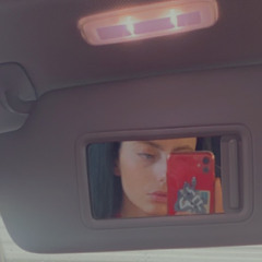 chloe_1oo2