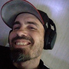 Jesse Dupre/ bEloW_0