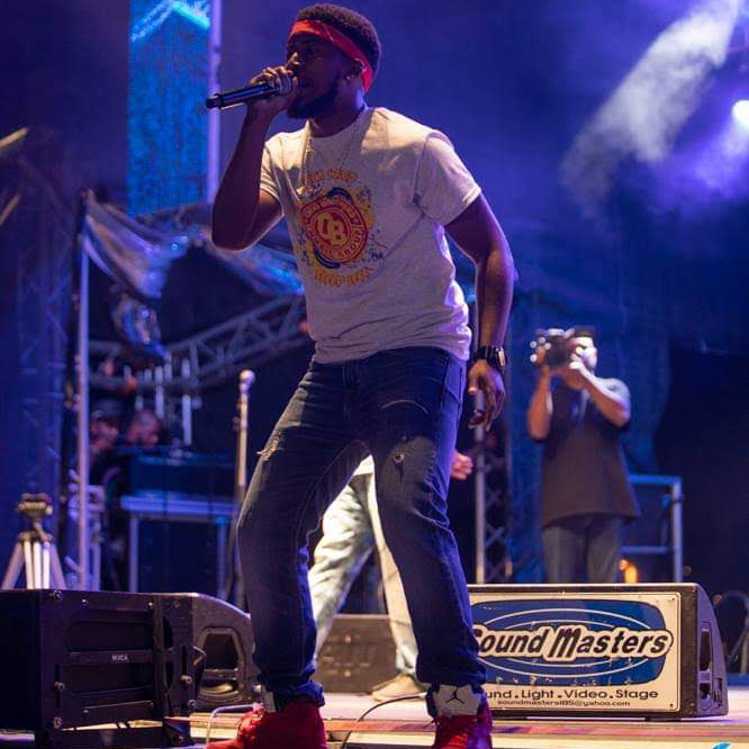 Stream Uno500 music | Listen to songs, albums, playlists for free