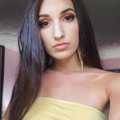 Alexandra 💋