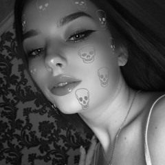 Nikyliaa_