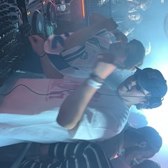Dj BEEZEE