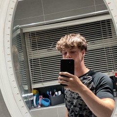 Charlie 👀
