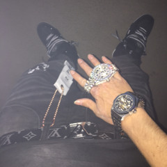 LUH_J4Y