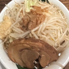 ✩