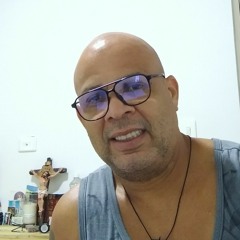 Milton Zapata ,personal trainer buscando tu salud