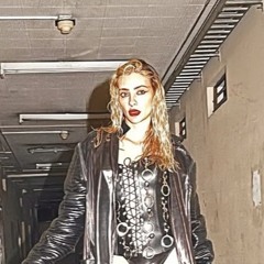 𝐀𝐍𝐃𝐇𝐑𝐀𝐘