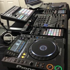 Discjocker Suraj Livesound Pro
