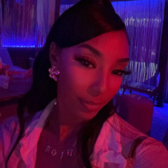 GIRLNXTDIOR