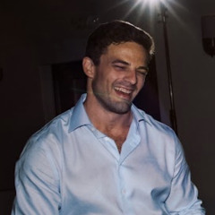 Greg J Snyder