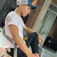 Phạm Hồnq Tiến