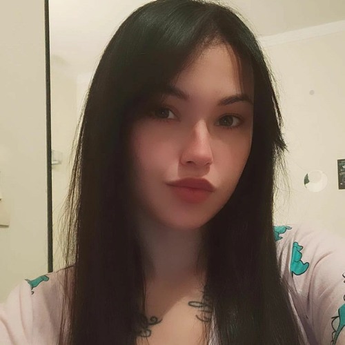 Caroline Harumi’s avatar