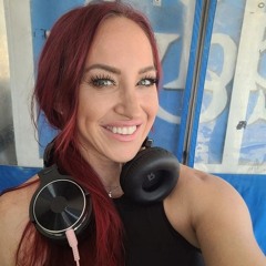 DJ Kelly Lynn