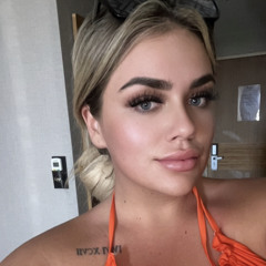 Lily Whitley